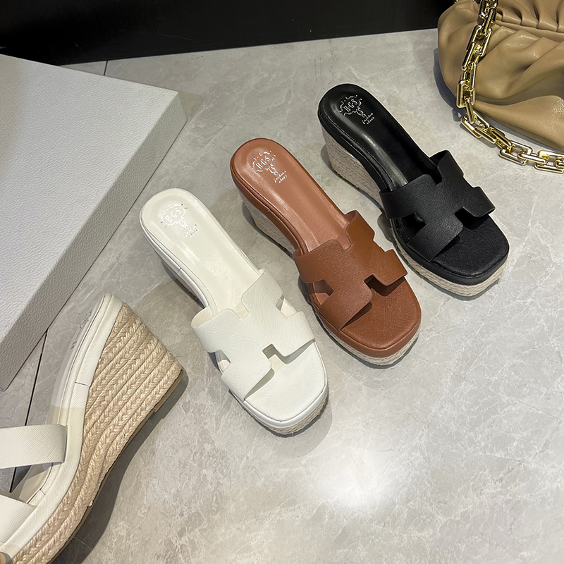 2025 New Summer Elevated Sandals Women's Rope High Heel Slippers Thick Sole Platform Wedge Casual Slippers