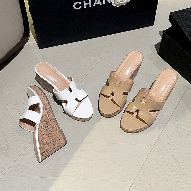 2025-spring-summer-new-roman-style-h-platform-thick-sole-slippers-waterproof-high-heel-fashion-casual-one-band-womens-sandals_1 2025 Spring Summer New Roman Style H Platform Thick Sole Slippers Waterproof High Heel Fashion Casual One-Band Women's Sandals