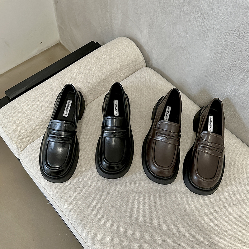 Black Leather Women's Loafers British Style 2024 New Autumn Thick Sole Slip-on Flat Shoes Large Size 40